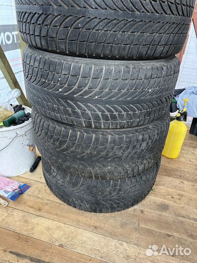 Michelin Latitude Alpin 235/55 R18 104