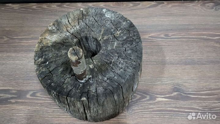 Жернов дерево