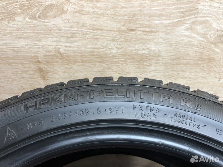 Nokian Tyres Hakkapeliitta R3 245/40 R18 97T