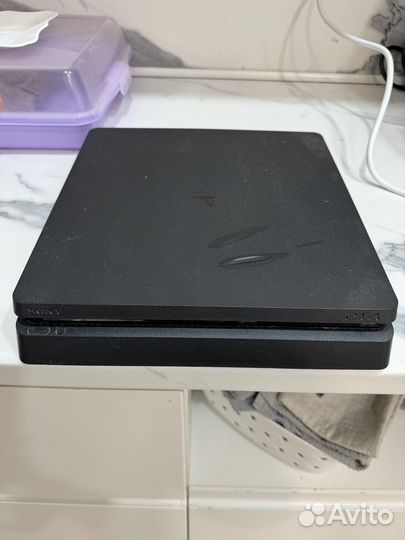 Sony PS4 slim 1 tb