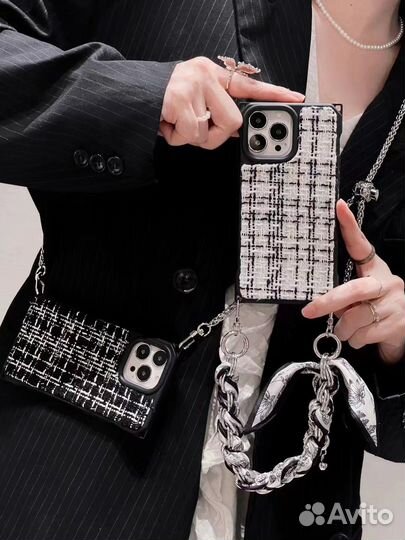 Чехол на iPhone