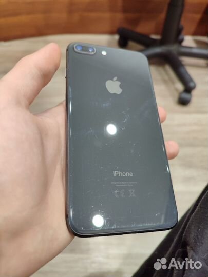 iPhone 8 Plus, 64 ГБ