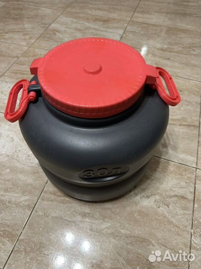 Канистра-бочка