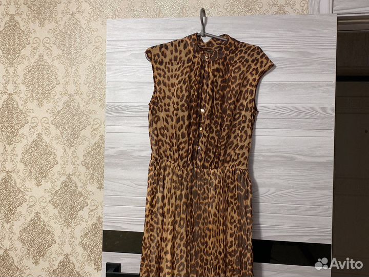 Платье в пол