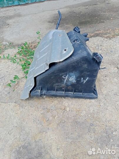 Корпус воздушного фильтра wv б5