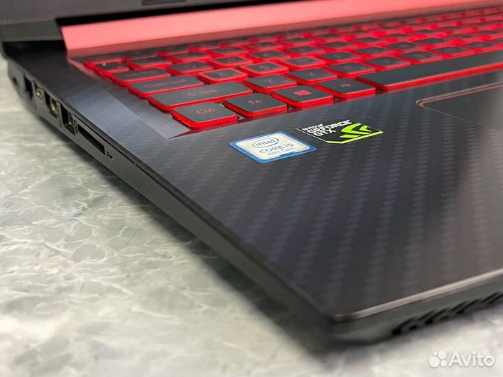 Игровой ноутбук Acer Nitro 5 GTX 1050 Ti 4Gb