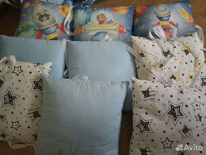 Бортики в кроватку