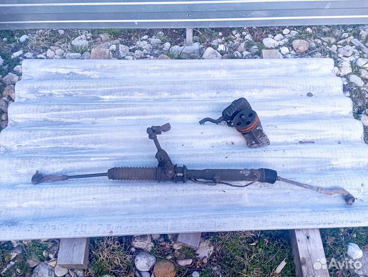 Рулевая рейка subaru