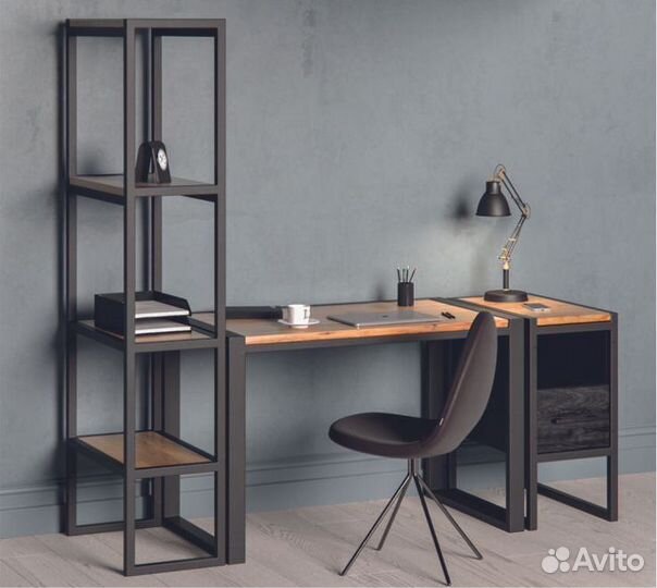 Письменный стол