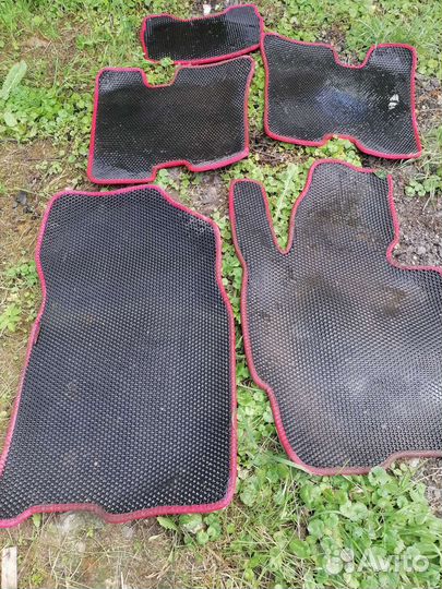 Автомобильные коврики