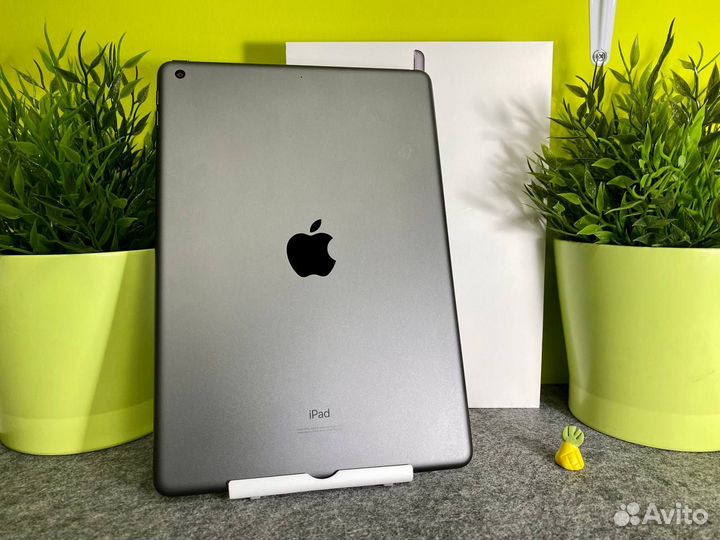 iPad 8 32Gb Wi-Fi (A2270, без SIM) Space Gray