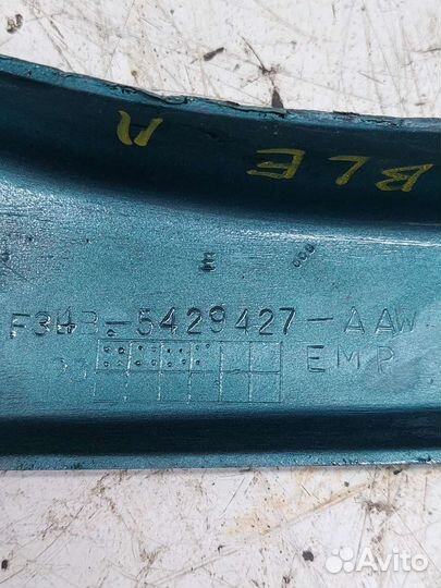 Молдинг задний левый Mercuri Sable 2 Ford Taurus 2