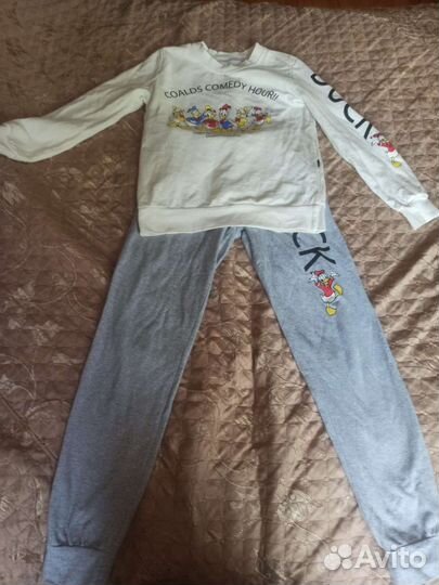 Спортивный костюм женский