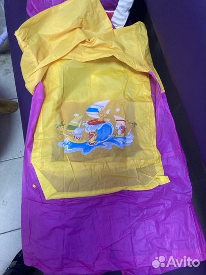 Дождевик для девочки новый
