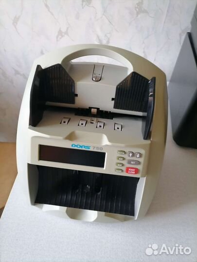 Счетчик банкнот dors 750