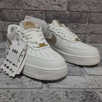 Кроссовки женские Nike Air Force 1