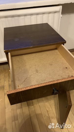 Тумба прикроватная