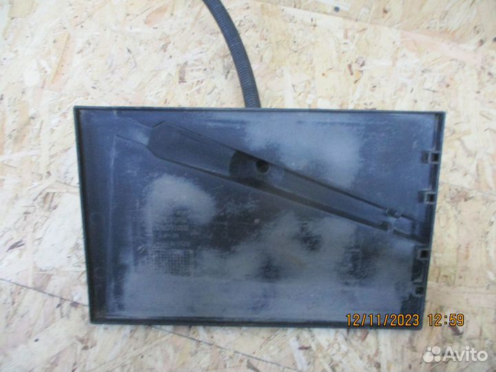 Площадка под аккумулятор Рено Логан 1