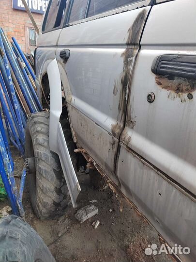 Запчасти на Митсубиси Паджеро 2