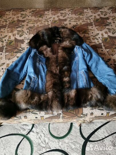 Джинсовая куртка