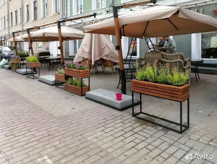 Уличный зонт для кафе