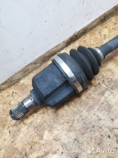 Привод задний правый Kia Sportage 2 SUV 2.0 crdi