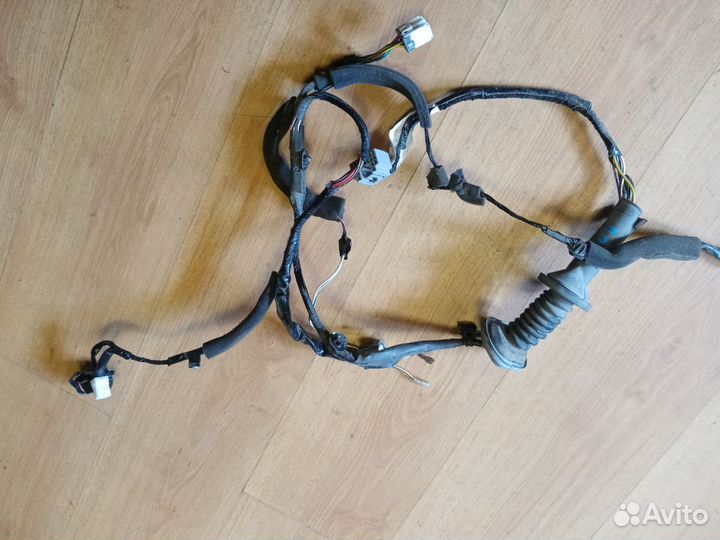 Проводка. Коса передней прав. двери Аутлендер 1