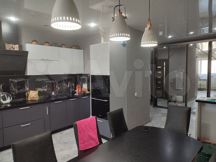 3-к. квартира, 115 м², 3/5 эт.