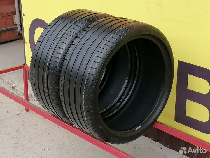 Pirelli P Zero PZ4 275/30 R20