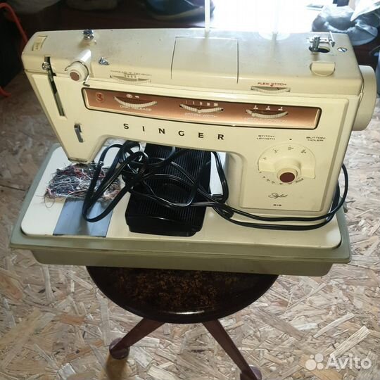 Швейная машинка (Singer 518)