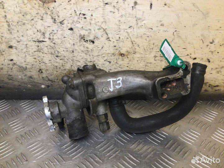 Корпус термостата Киа Карнивал J3