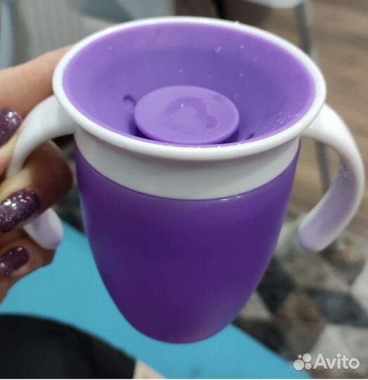 Поильник непроливайка munchkin