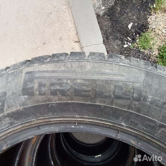 Pirelli Ice Zero 185/65 R15