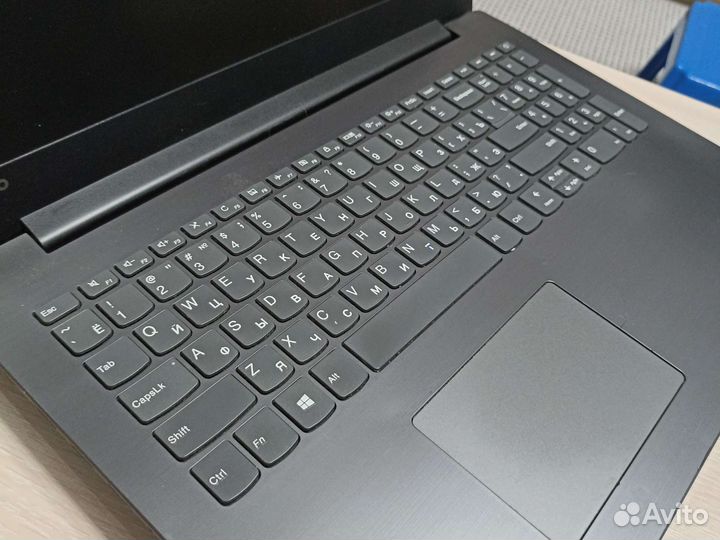 Ноутбук lenovo