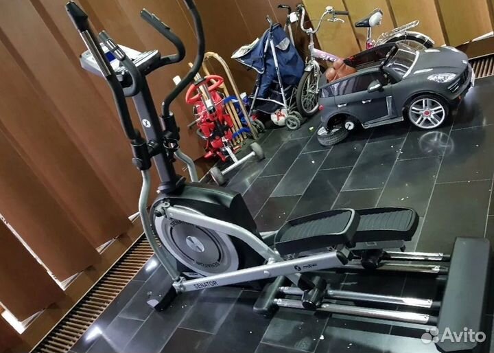 Эллиптический тренажер Proxima Senator iPro