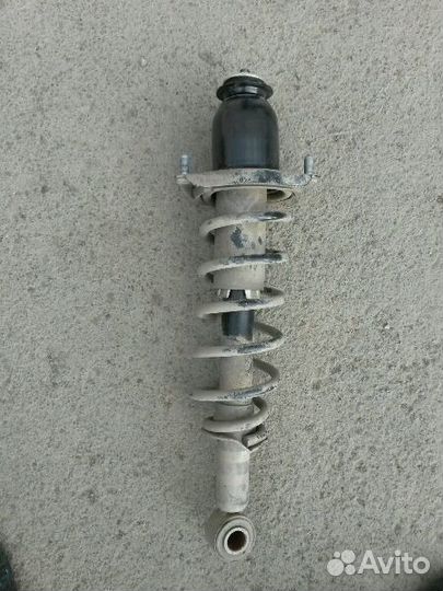 Задняя стойка Тойота Приус