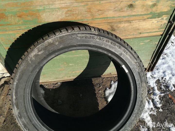 Continental ContiVikingContact 7 225/45 R18