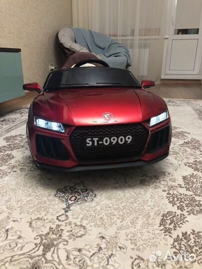 Детский электромобиль бу