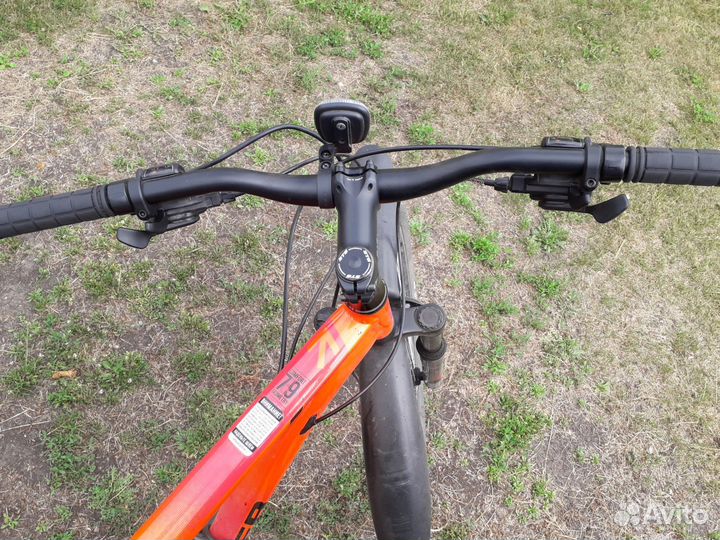 Велосипед 29 Stinger Element Evo (рама алюминий)