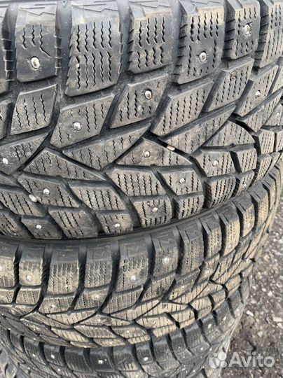 Dunlop SP Winter Ice02 235/55 R17 103T