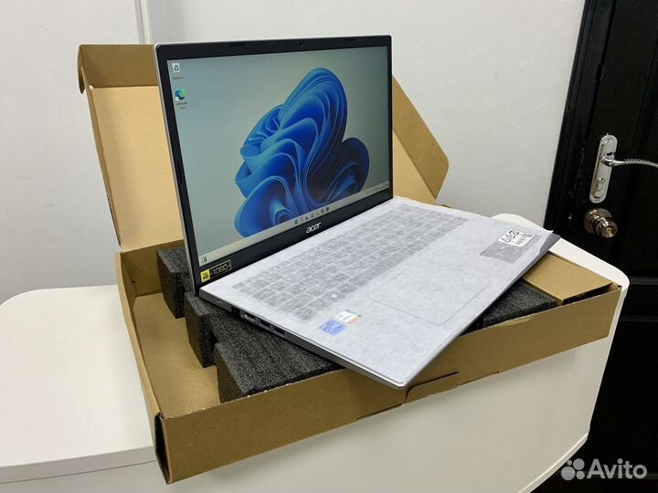 Ноутбуки новые Acer Aspire 3 15.6 / i5 / iris Xe
