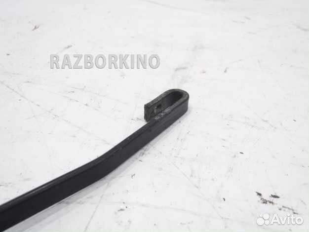 Поводок стеклоочистителя задний