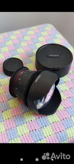 Объектив Samyang 14mm 2.8