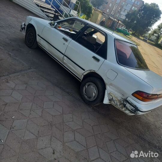 Toyota Carina, 1992