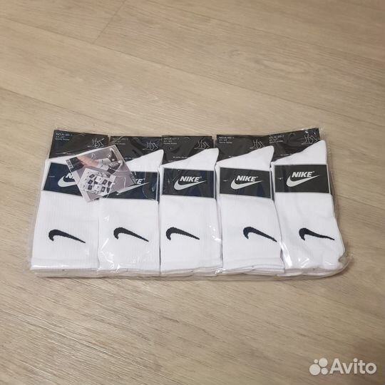 Носки Nike высокие белые