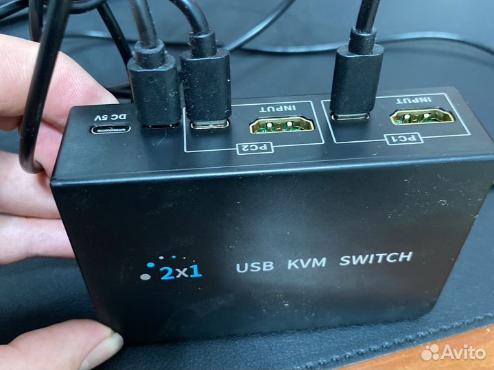 USB KVM switch (переключатель мониторов)