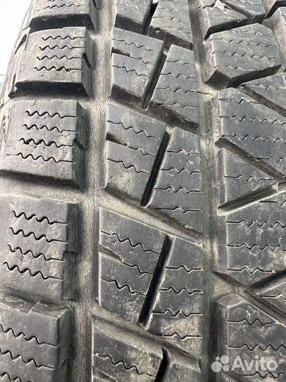 Hemisphere Arctic 225/65 R17