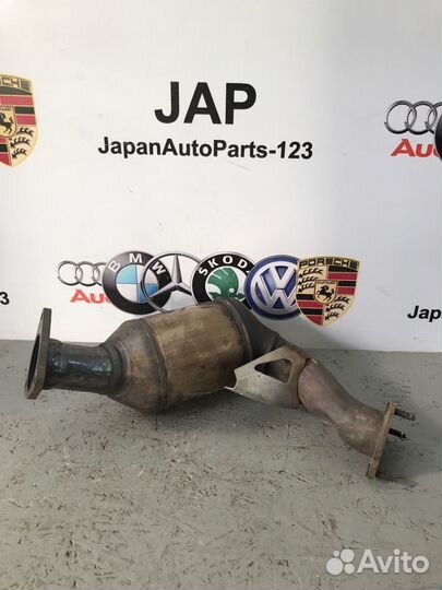 Катализатор правый Audi A6 С7 cgwb 2011