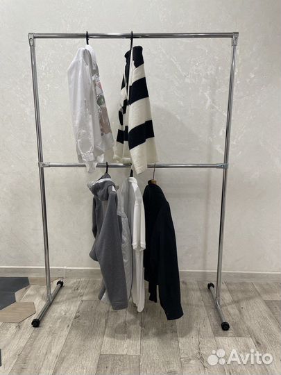 Вешалка для одежды напольная, металлическая