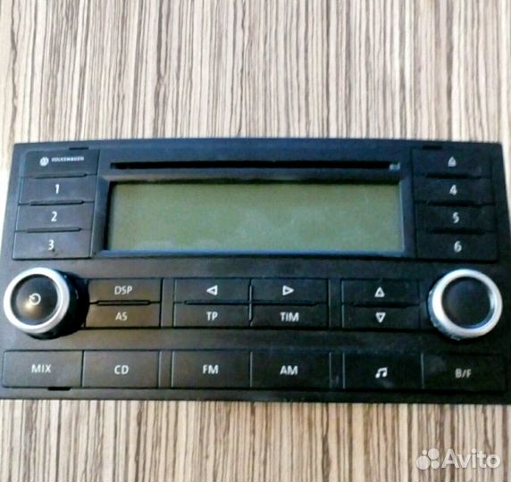 Оригинальное головное устройство Фольксваген Туаре